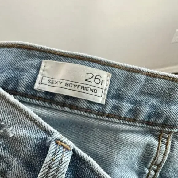 Gap 1969 Sexy Boyfriend Mid Rise Jeans Women's 26 Light Wash Cotton Cropped - Picture 5 of 7